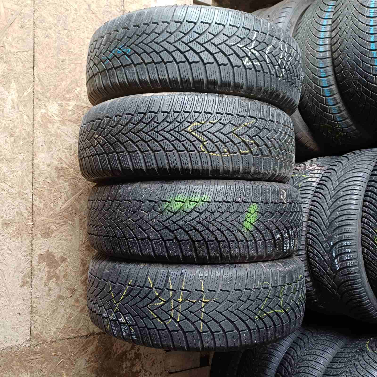 Bridgestone Blizzak LM005 205/60R16